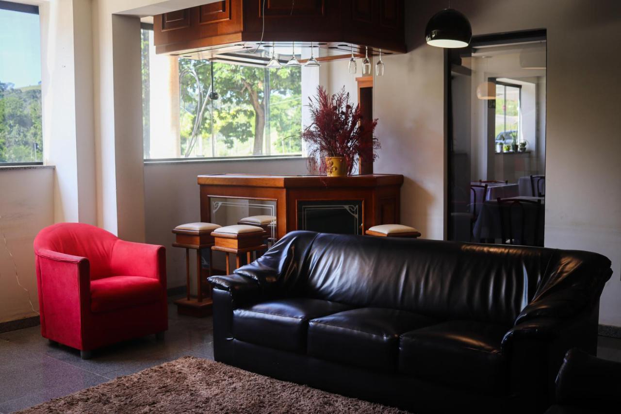 Hotel & Restaurante Paraiso Ponte Nova - Proximo A Faculdade Dinamica エクステリア 写真